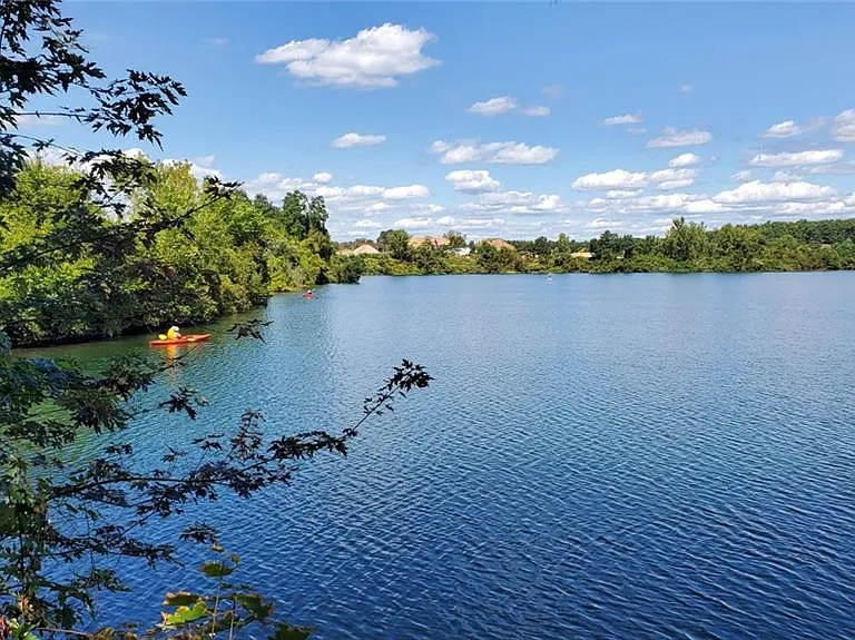 7 Grandview Dr #37D — Photo 2