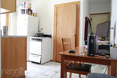 Rented by Rennit Inc.