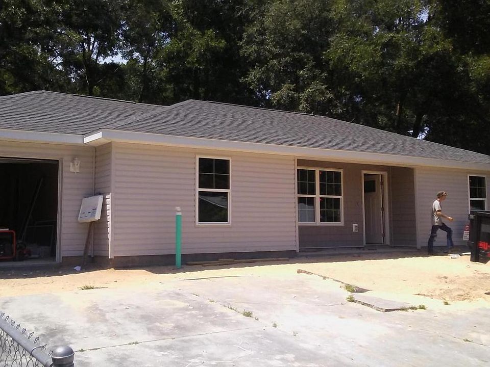 2nd image of 5876 NW 65th Pl