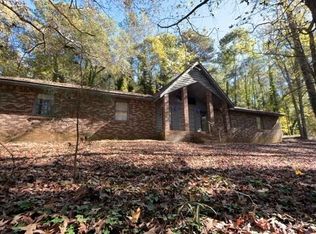 460 Rocky Creek Dr, Hampton, GA 30228