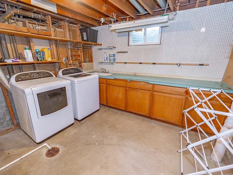 2900 S Jay St — Photo 27