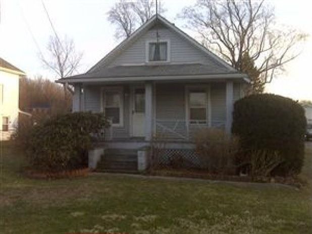 1st image of 4520 Elyria Ave
