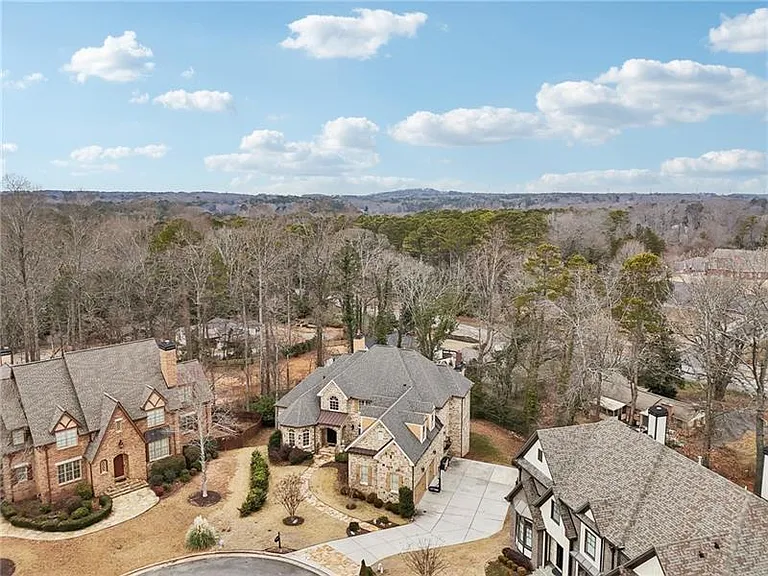 343 Summer Garden Dr — Photo 85