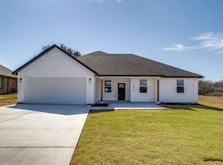 209 Lanai Ct, Runaway Bay, TX 76426