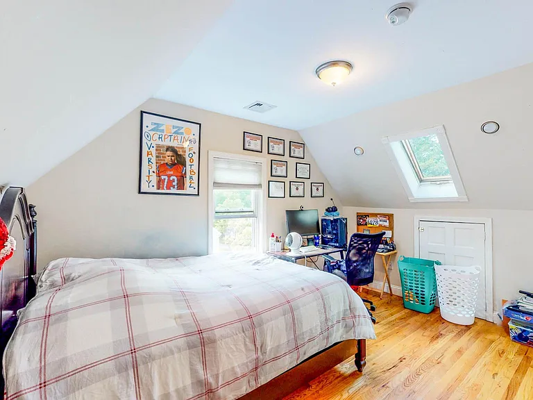 8 North St #2 — Photo 32