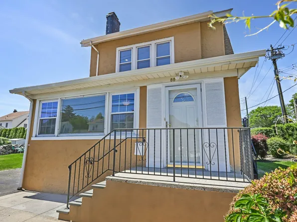 88 Stephenson Boulevard, New Rochelle, NY 10801