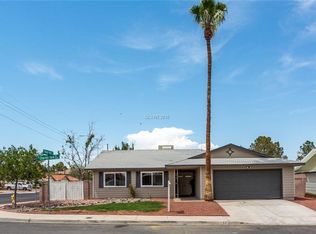 8244 Charles Turk Dr, Las Vegas, NV 89145