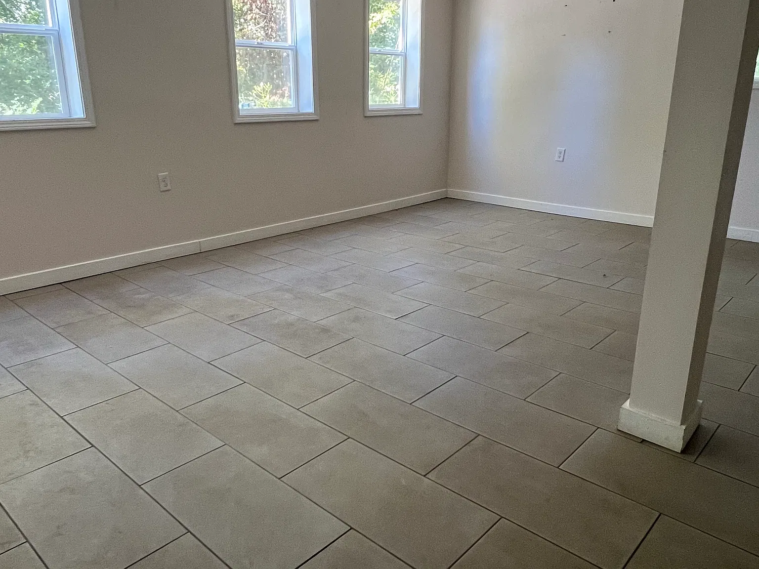 4 3721 Lasalle St APT C — Photo 3