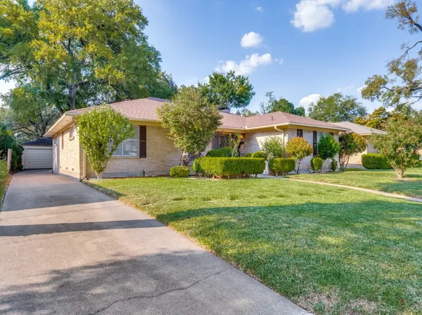 7415-7417 Walling Ln, Dallas, TX 75231