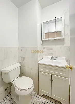 Rented by City Connections Realty | media 14