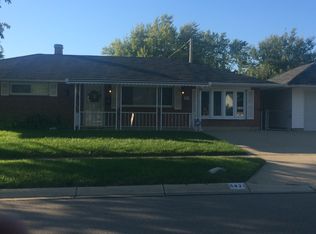 5821 Shady Oak St, Dayton, OH 45424