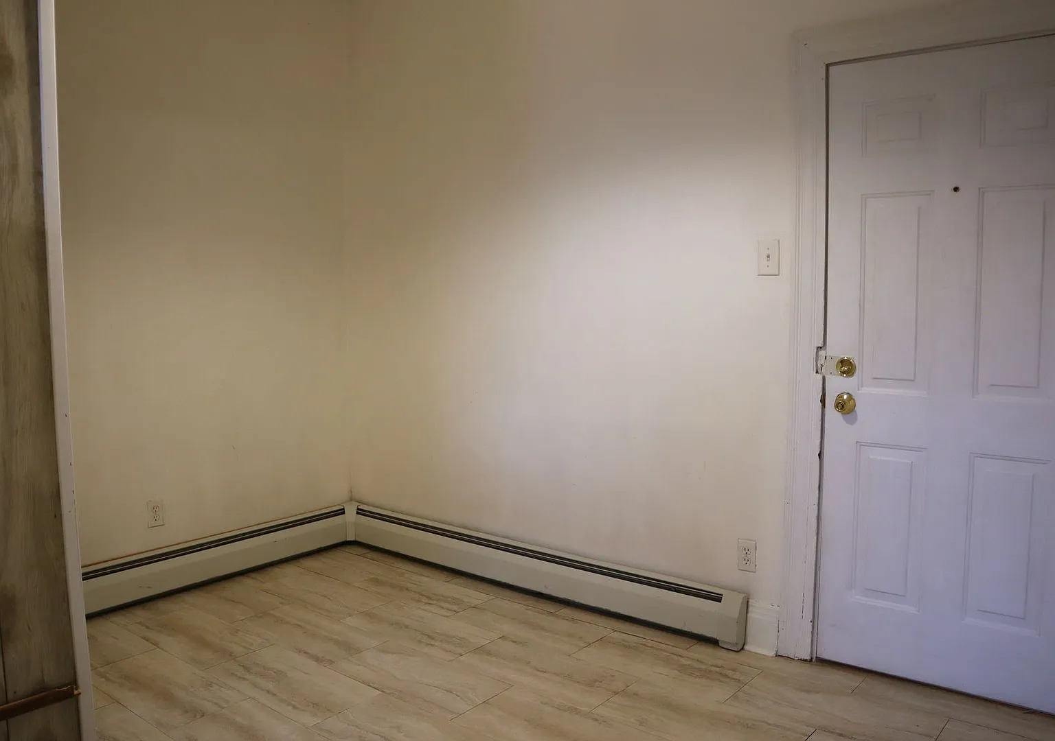 1144 Philadelphia St — Photo 4