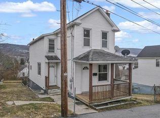 204 Noble Ln, Wilkes Barre, PA 18702