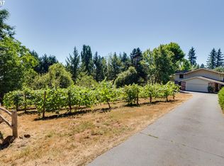 24130 SW Gage Rd, Wilsonville, OR 97070