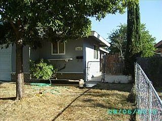 3rd image of 7816 Loucreta Dr