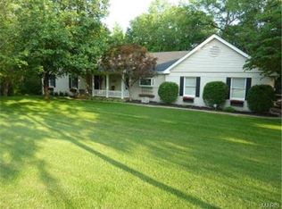 157 Hunters Ridge Dr, Labadie, MO 63055