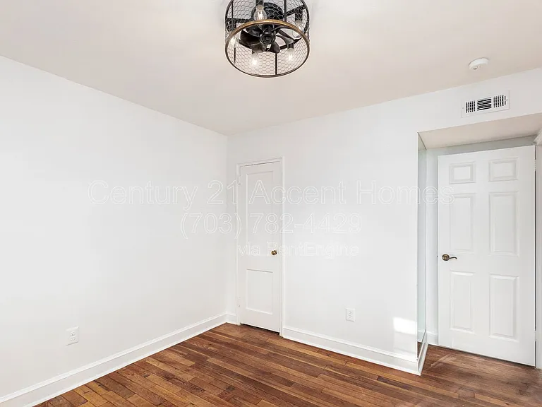1303 S Walter Reed Dr #201 — Photo 24
