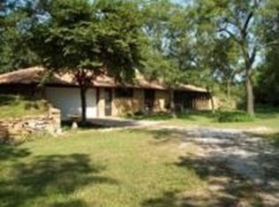 13053 Rooks Rd, Oswego, KS 67356