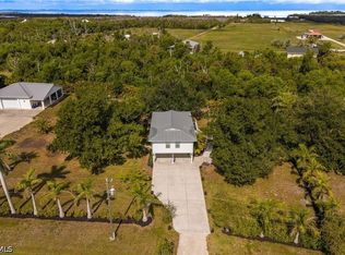 8787 Kodiak Ln, Saint James City, FL 33956