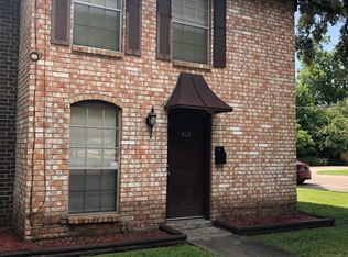302 S Taylor St, Alvin, TX 77511