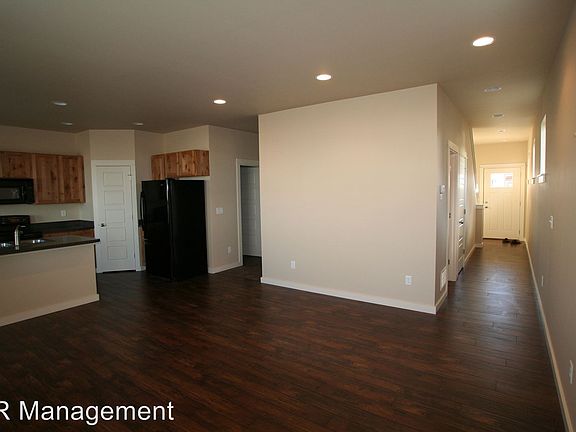 2nd image of 227 Ramshorn Peak Ln