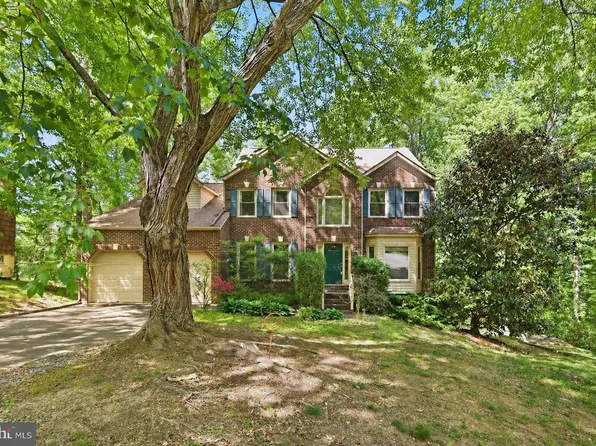 1128 Aquia Dr, Stafford, VA 22554