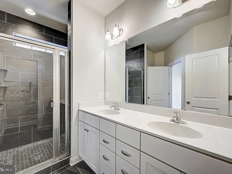 3608 Timber Green Dr — Photo 35