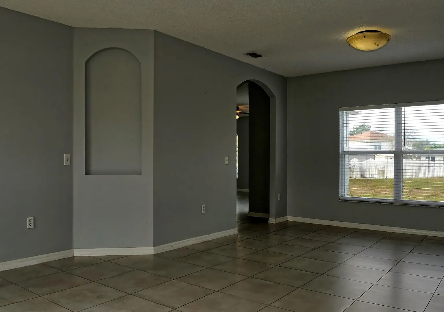 Huge 3/2 House For Rent in Kissimmee Available Now! — Photo 3