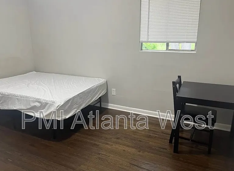 8421 Stonewall Jackson Dr — Photo 6