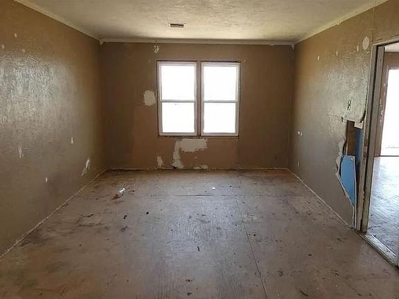 3rd image of 2408 NW 12th St
