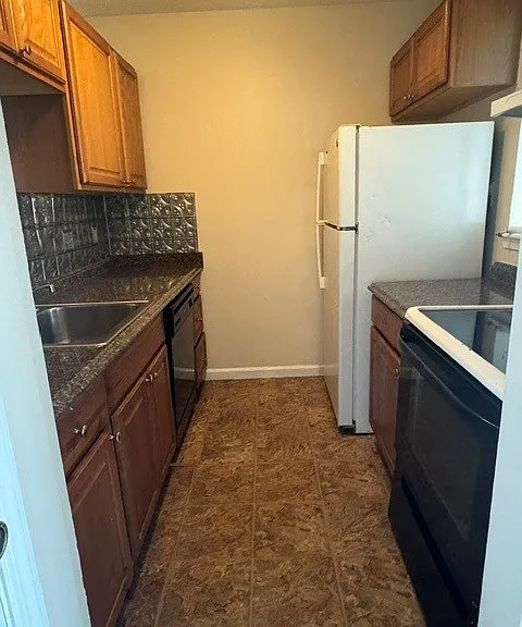 506 Mystic Dr #B — Photo 9