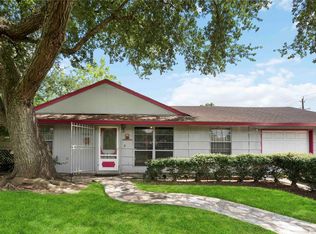 5602 Thrush Dr, Houston, TX 77033