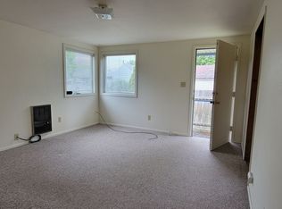 810 4th Ave, Seaside, OR 97138