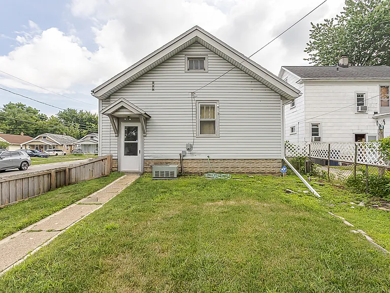 1802 Loxley Rd — Photo 18