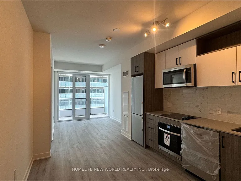 70 Princess St #2212-E — Photo 3