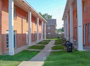 104 Plantation Place Dr APT 4, Hattiesburg, MS 39401