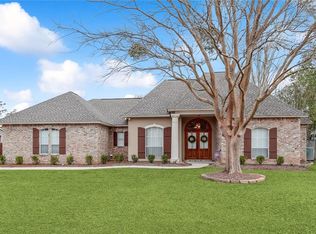 512 Turnwood Dr, Covington, LA 70433
