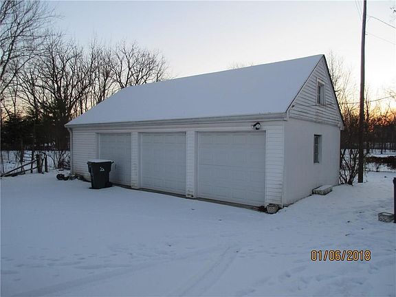 4th image of 244 N Merrill St