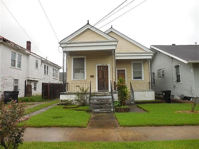 1st image of 2723 Paris Ave