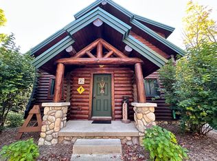 1268 Powder Ridge Dr, Boyne City, MI 49712