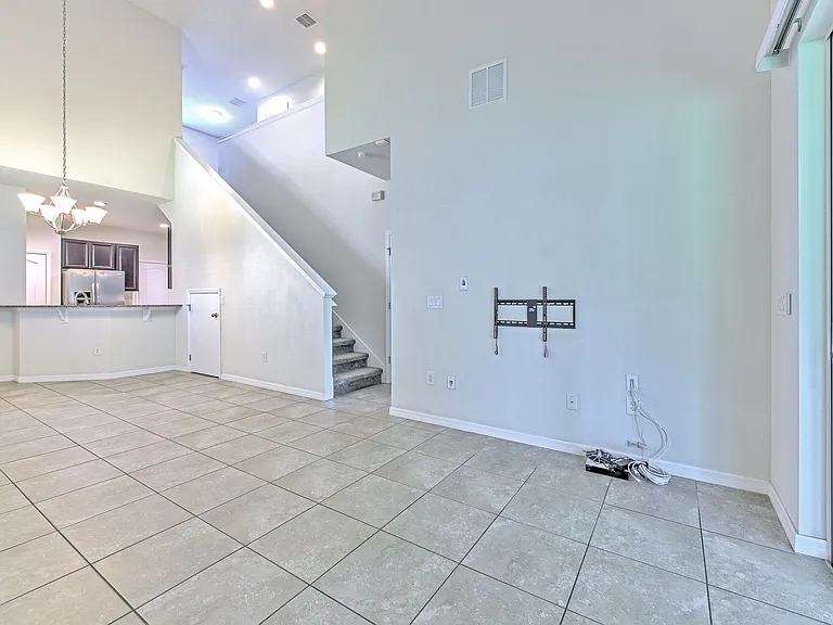 2111 Broadway View Ave — Photo 14
