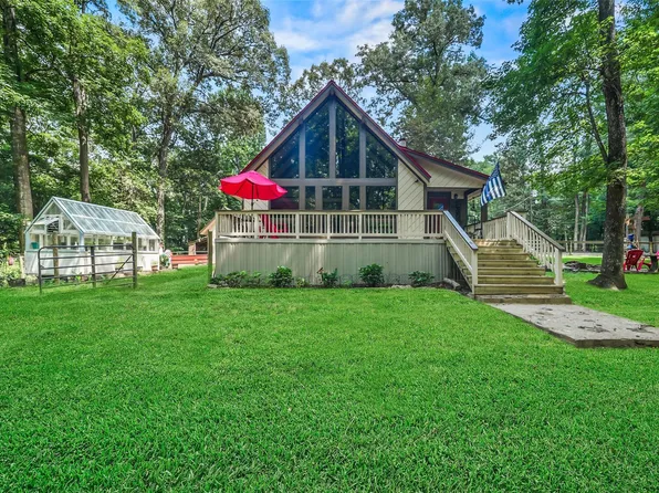 200 Cochran Ln, Coldspring, TX 77331