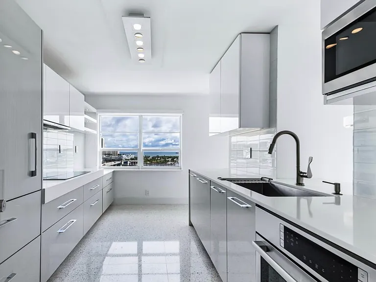 340 Sunset Dr #1211 — Photo 4