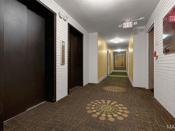 4th image of 210 N 17th St Unit 302