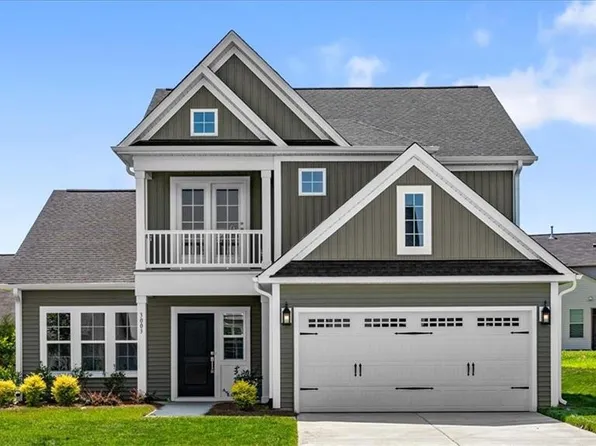 3003 Bayou St, Graham, NC 27253