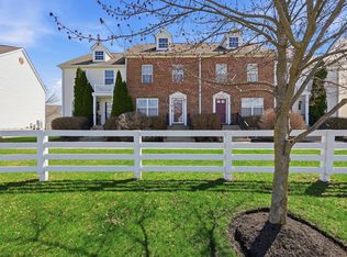 978 Hartford Village Blvd, Columbus, OH