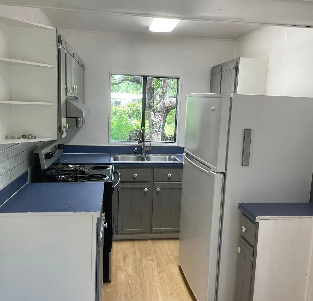 2 bed, 750 sqft, $1,300 — Photo 3