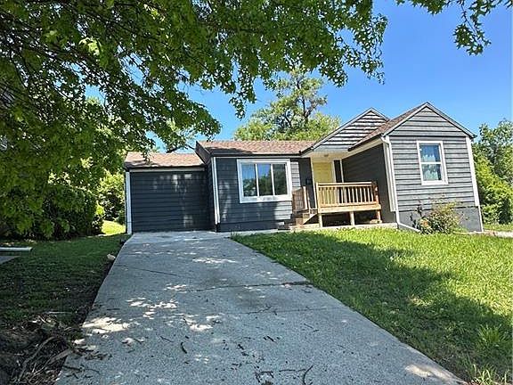 3rd image of 3618 E Gregory Blvd