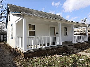 1st image of 1118 N 8th St