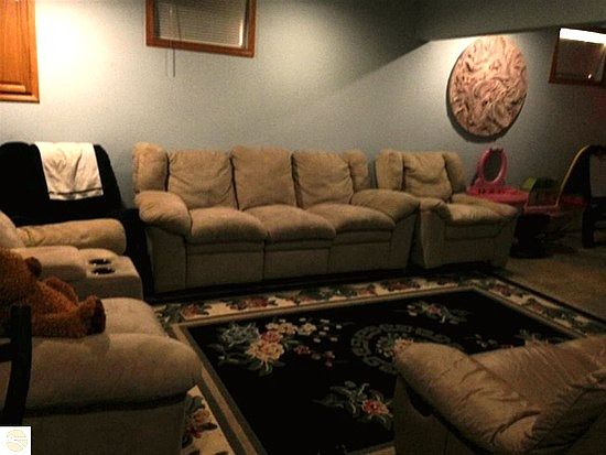 4th image of 1517 Somerset Ct